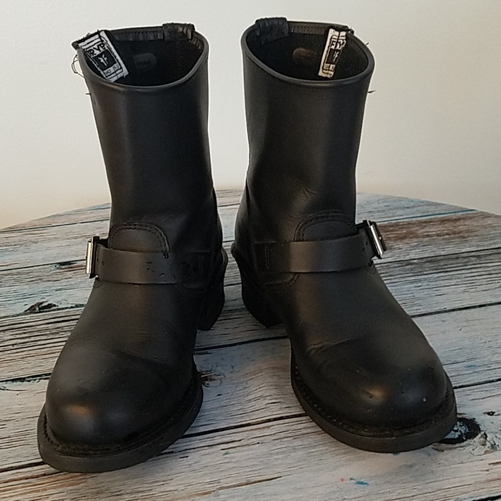 Frye Engineer 8R womans boot style #77500